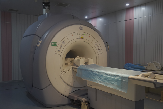 GE1.5T核磁共振