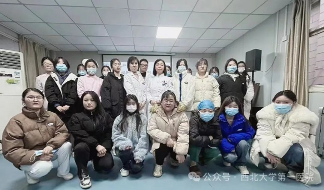 【护理教学】以学促教、教学相长——六合彩生肖
护理部召开2023届护理实习生座谈会