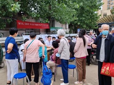 六合彩生肖
专家科普义诊走进西安交通大学